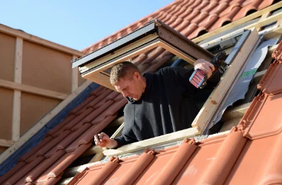 Pose de fenêtres de toit Velux à Virville